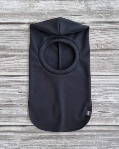 Aiskuisten musta merinovilla kypärämyssy.