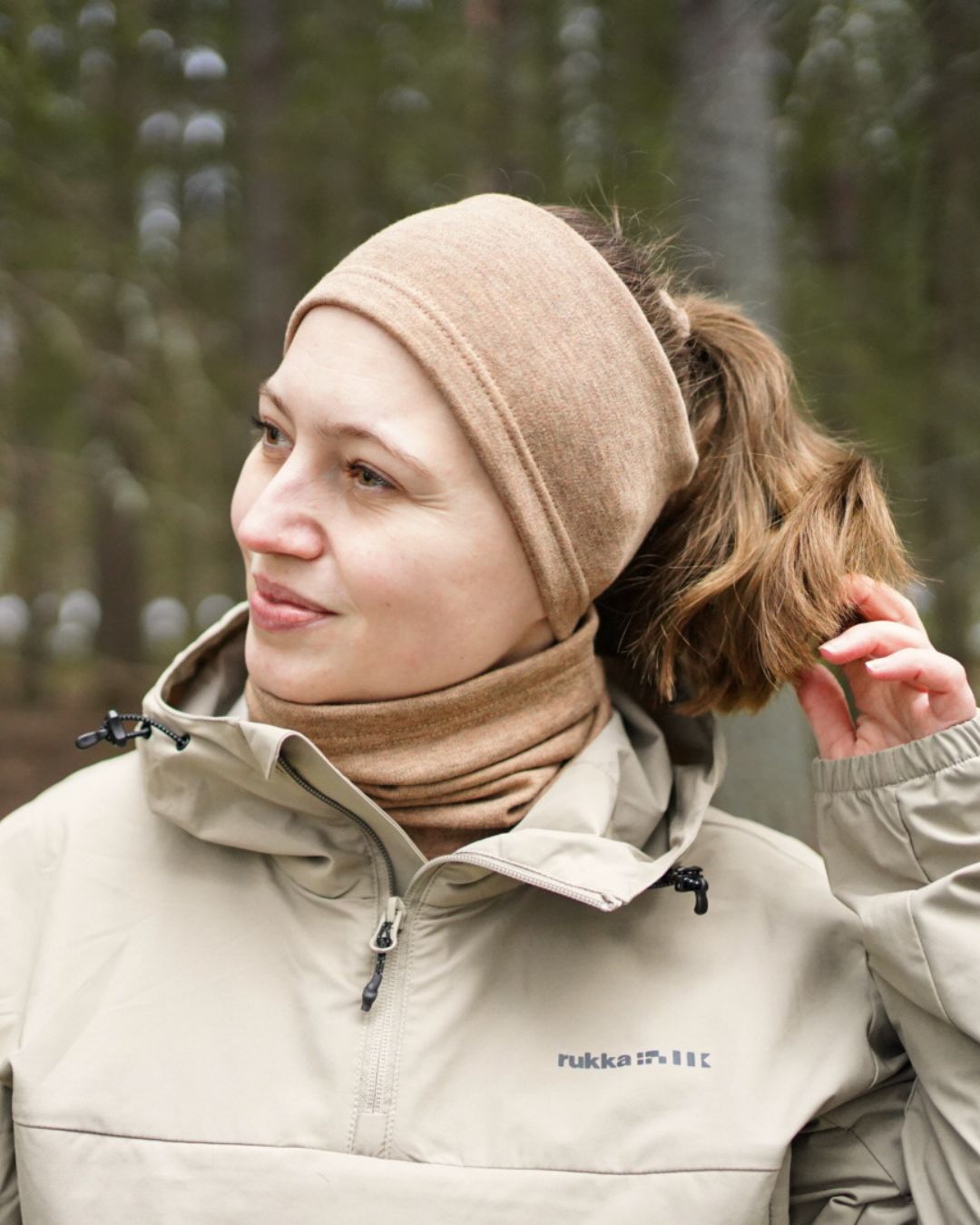 Kinuskin ruskea merinovillapanta.