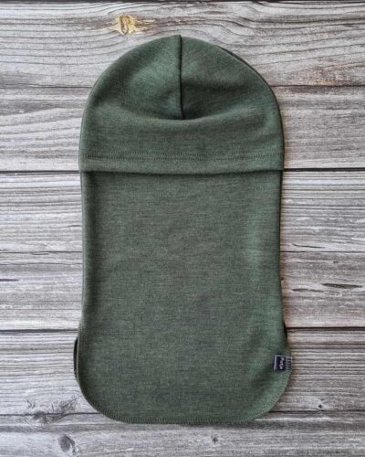 Lasten metsän vihreä merinovilla kypärähuppu.