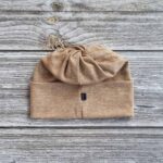 Lasten kinuskin ruskea merinovilla ponnaripipo