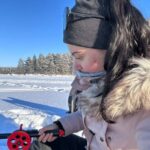 Aikuisten tummanharmaa merinovilla ponnaripipo