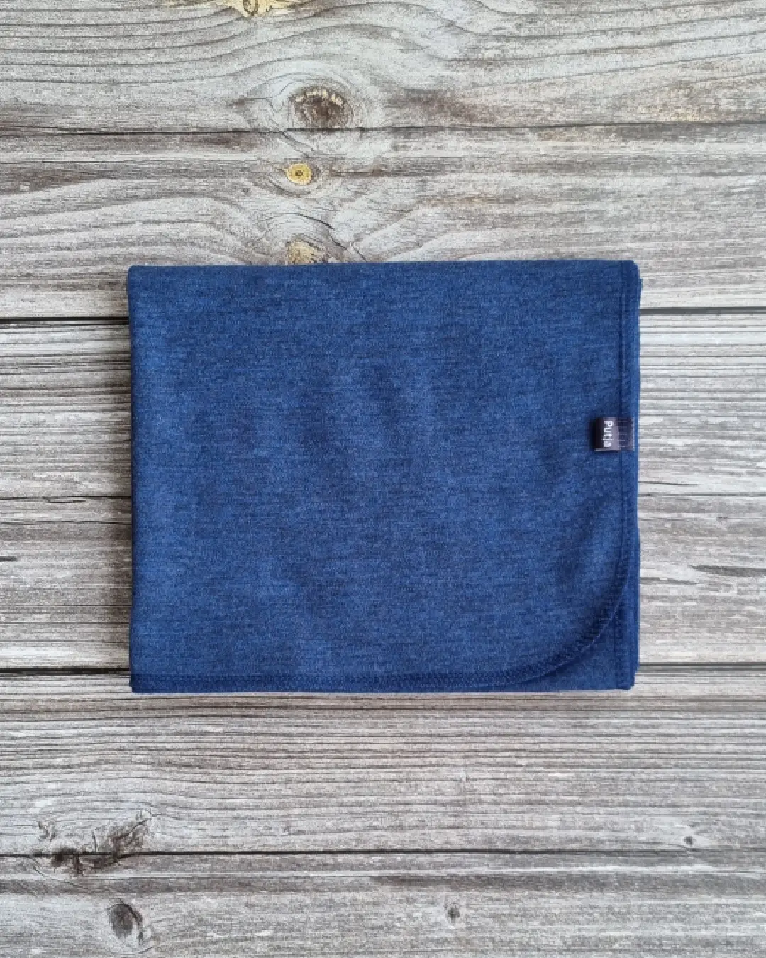 Aikuisten sininen kaulahuivi / hartiahuivi, merinovillaa.